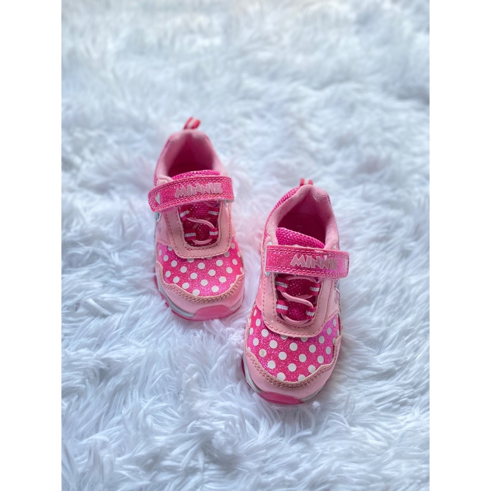 Disney Minnie Mouse Toddler Light-Up Sneakers